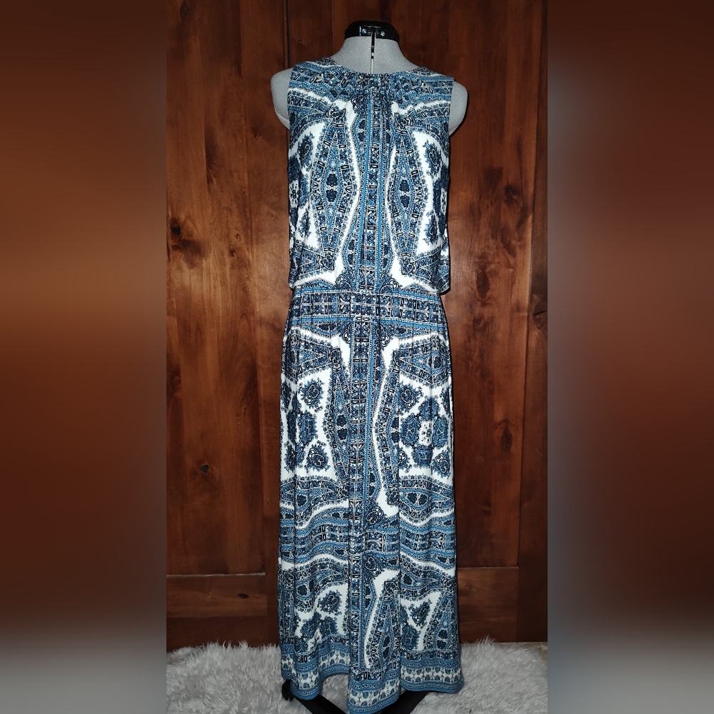 Blue and White Size 10 Maggy L Sleeveless Maxi Dress